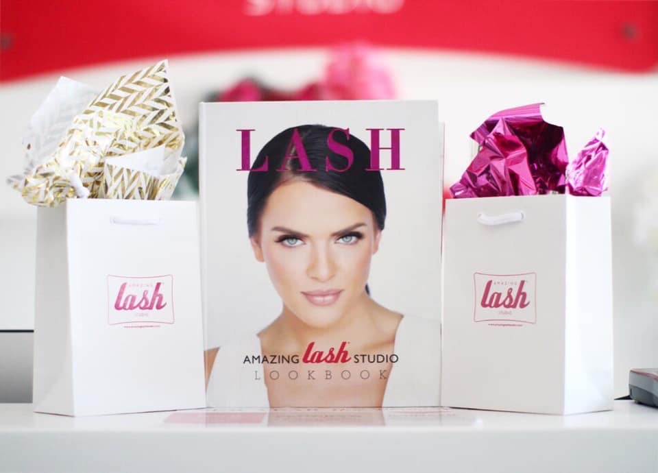 Amazing Lash gift bags